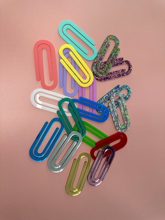 Jumbo Paperclip