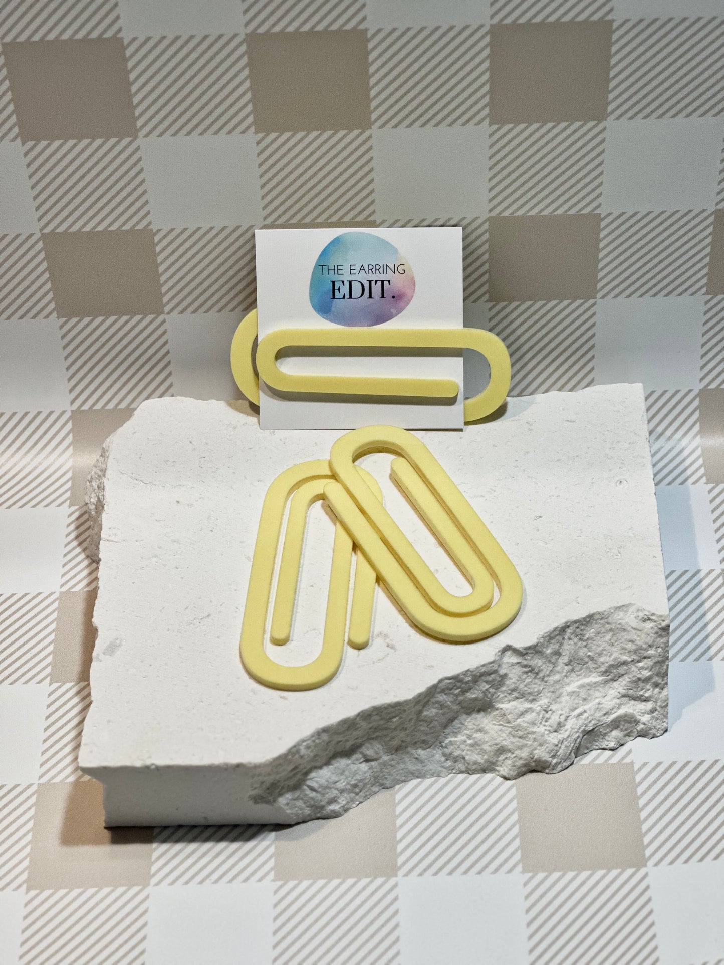 Jumbo Paperclip